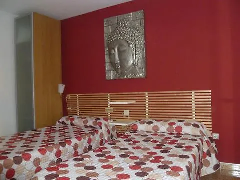 Apartamentos El Cenachero Malaga