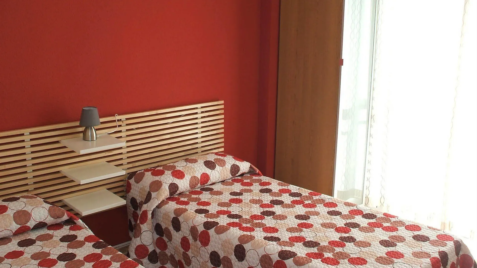 Apartamentos El Cenachero Malaga 0*,  Spain