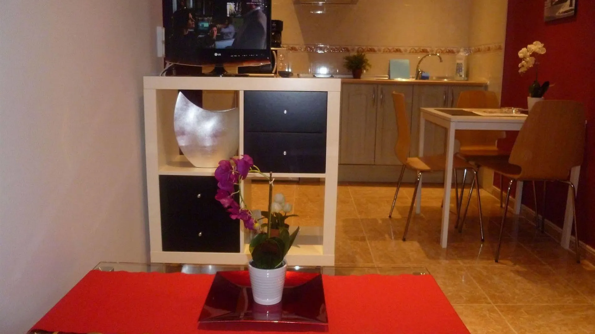 Apartamentos El Cenachero Malaga