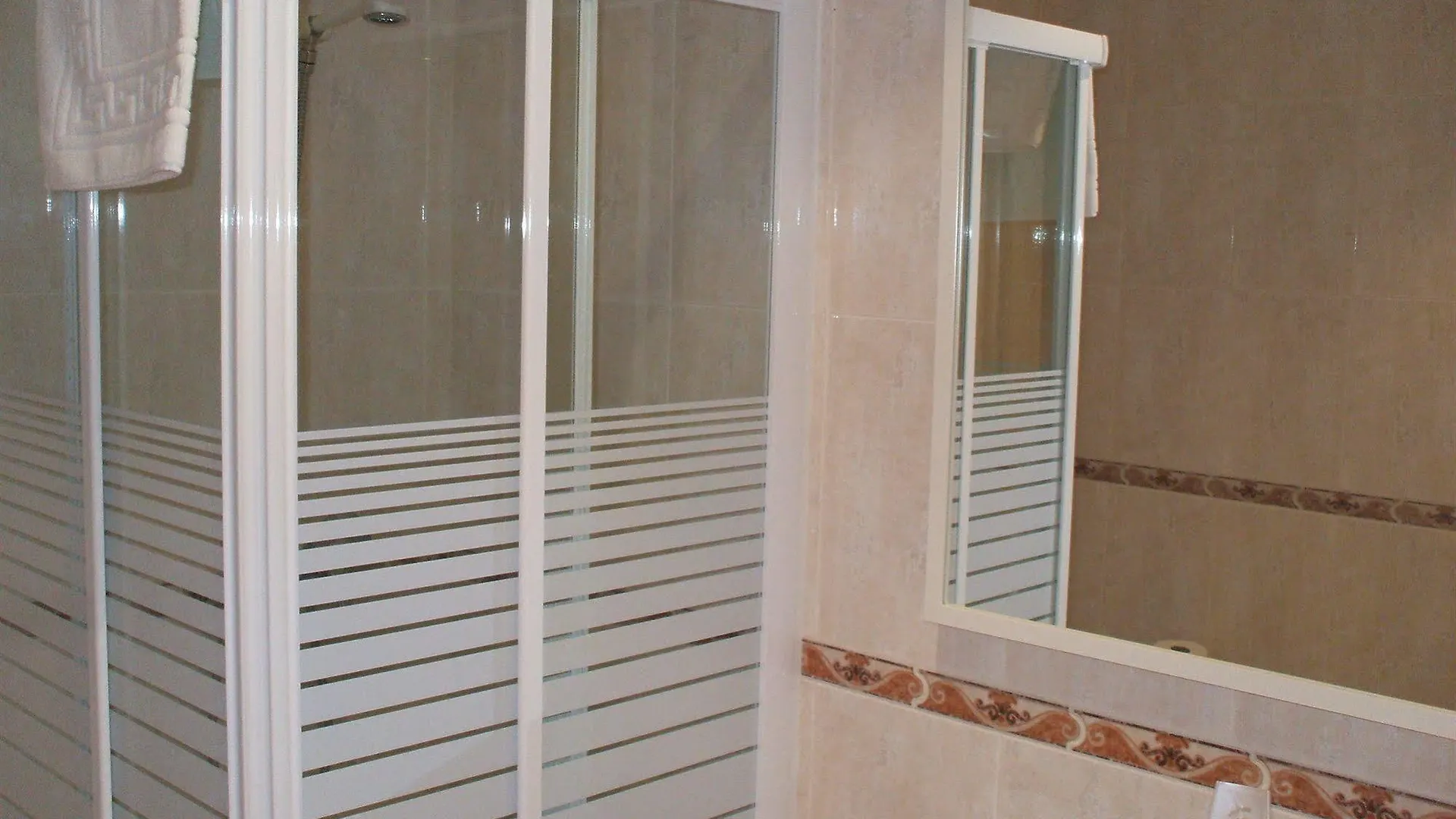 Apartamentos El Cenachero Malaga Apartment