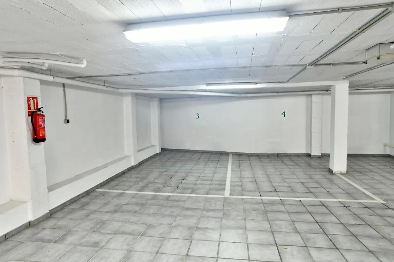 Apartamentos El Cenachero Malaga 0*,
