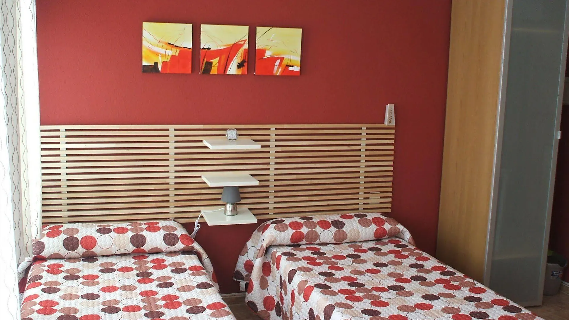 Apartamentos El Cenachero Malaga Apartment