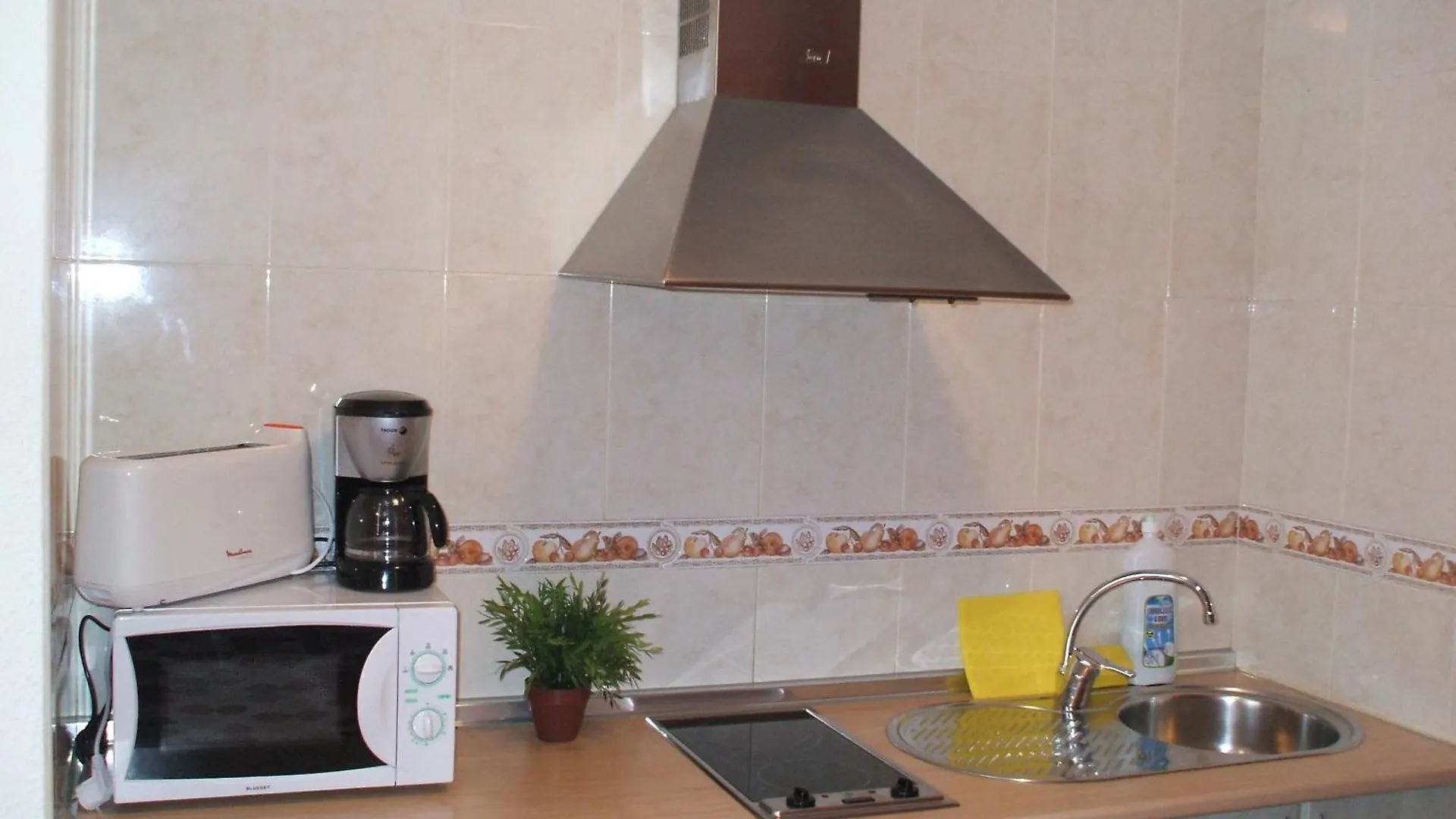 Apartamentos El Cenachero Malaga